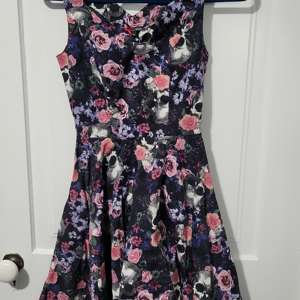 Hell Bunny Dress With Back Detail And Skulls With Flowers